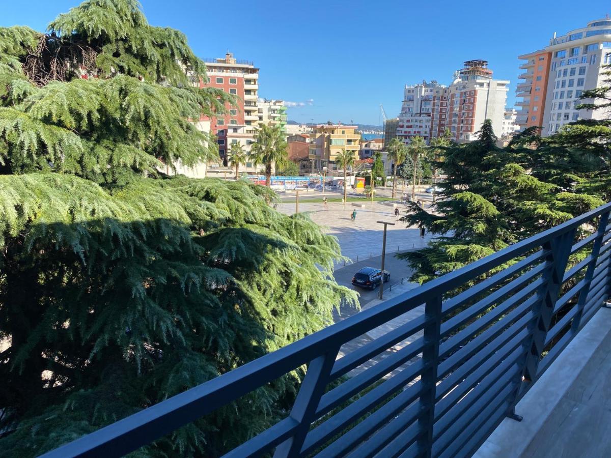 Brand New Apts Located At The City'S Main Square-100 Mbs Wifi Durres Exterior photo