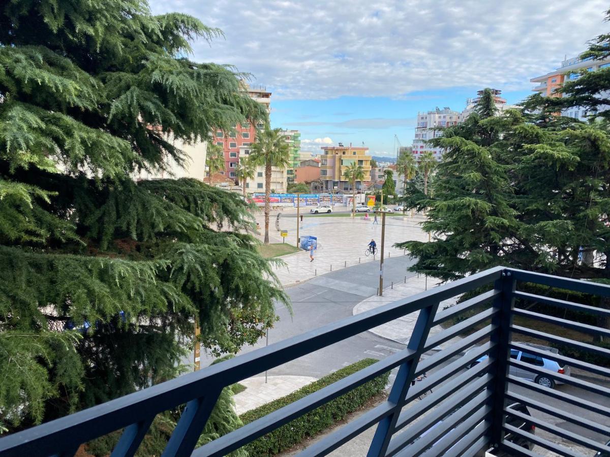 Brand New Apts Located At The City'S Main Square-100 Mbs Wifi Durres Exterior photo